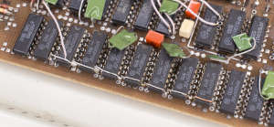 9-е выводы у КР565РУ5