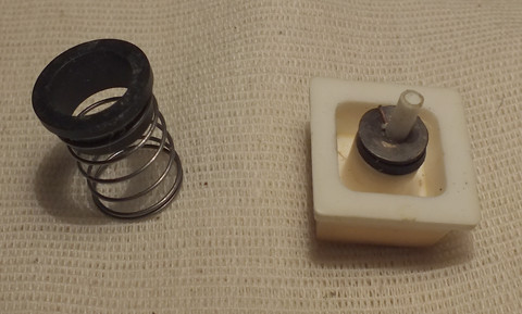 Одна клавиша от клавиатуры компьютера &laquo;Квант&raquo;