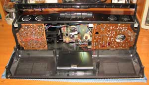 Экспортный вариант &Prime;Беларусь М-310С&Prime; в разобранном виде, вид спереди