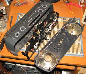 Магнитофон Беларусь М-322С в разобранном виде